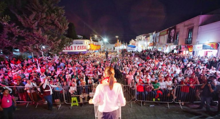 Vamos a construir una república de y para las mujeres: Claudia Sheinbaum en Maravatío