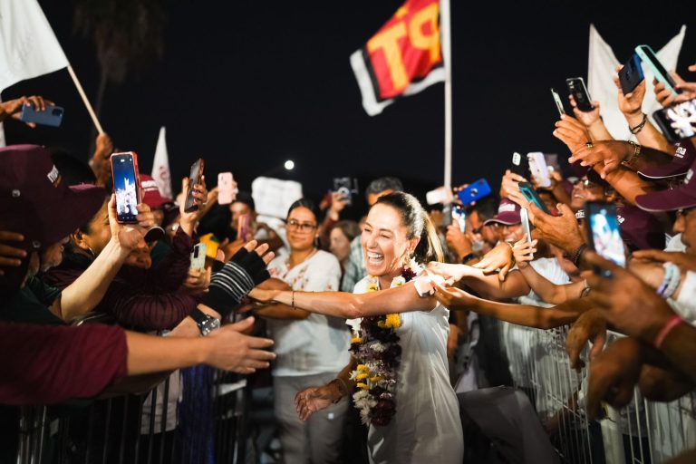 En todo Michoacán, el pueblo de México grita transformación: Claudia Sheinbaum en Lázaro Cárdenas