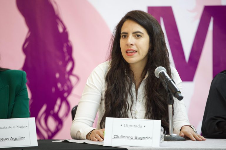 Seré su puerta de entrada al Congreso de Michoacán, asegura Diputada Bugarini ante síndicos
